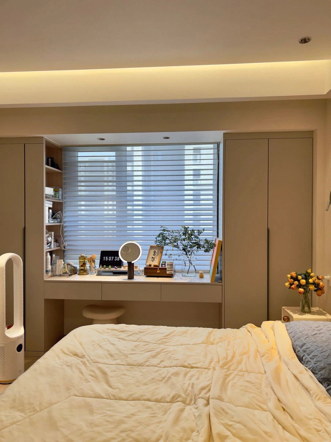 顏值梳妝臺案例，化妝收納一步到位